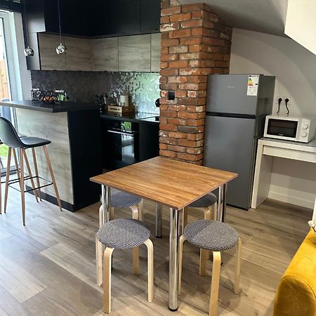 Butterfly Apartment Жешов Екстериор снимка